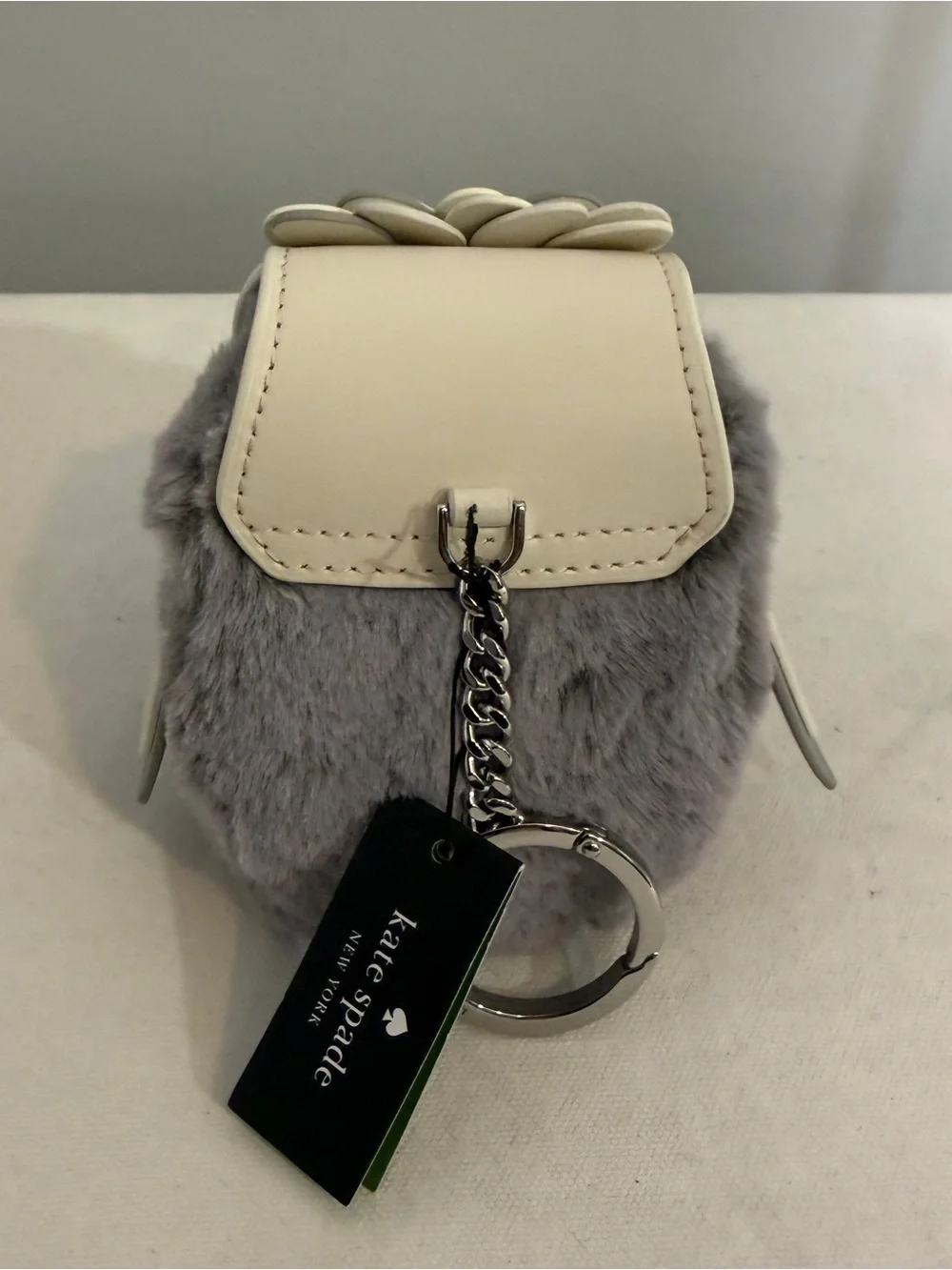 Kate Spade 3D Hoot Owl Coin Purse Keychain Faux Fur Gray White with Dust Bag NWT